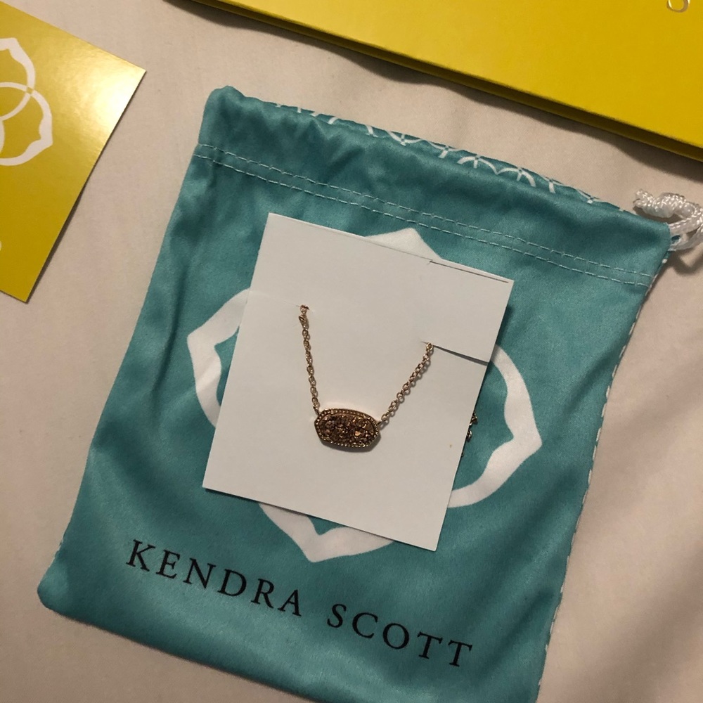 Kendra Scott Elisa Necklace in Rose Gold Drusy